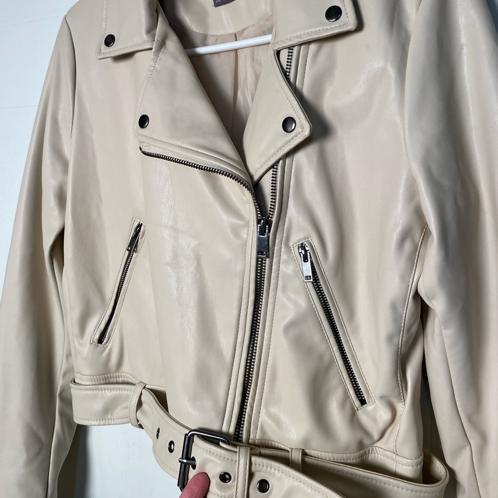 Primark Beige creme Faux Leather Jacket size 6 - Picture 6 of 6